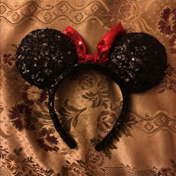 Disney Minnie Mouse Ears - Picture 2 of 2